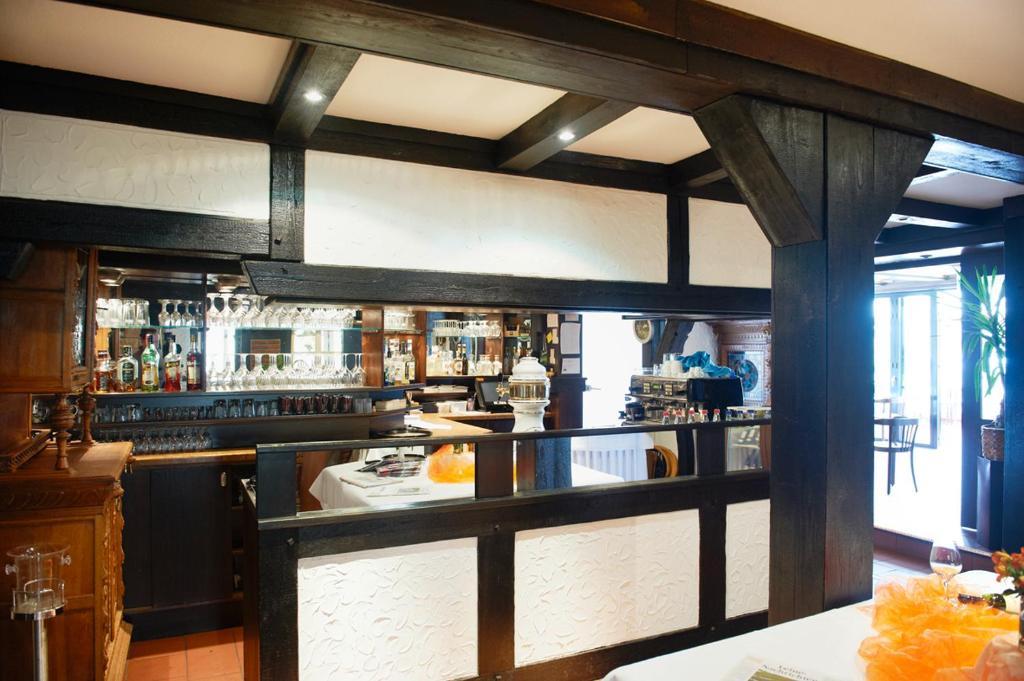 Hotel Restaurant Zur Linde พัทเทนเซน ภายนอก รูปภาพ
